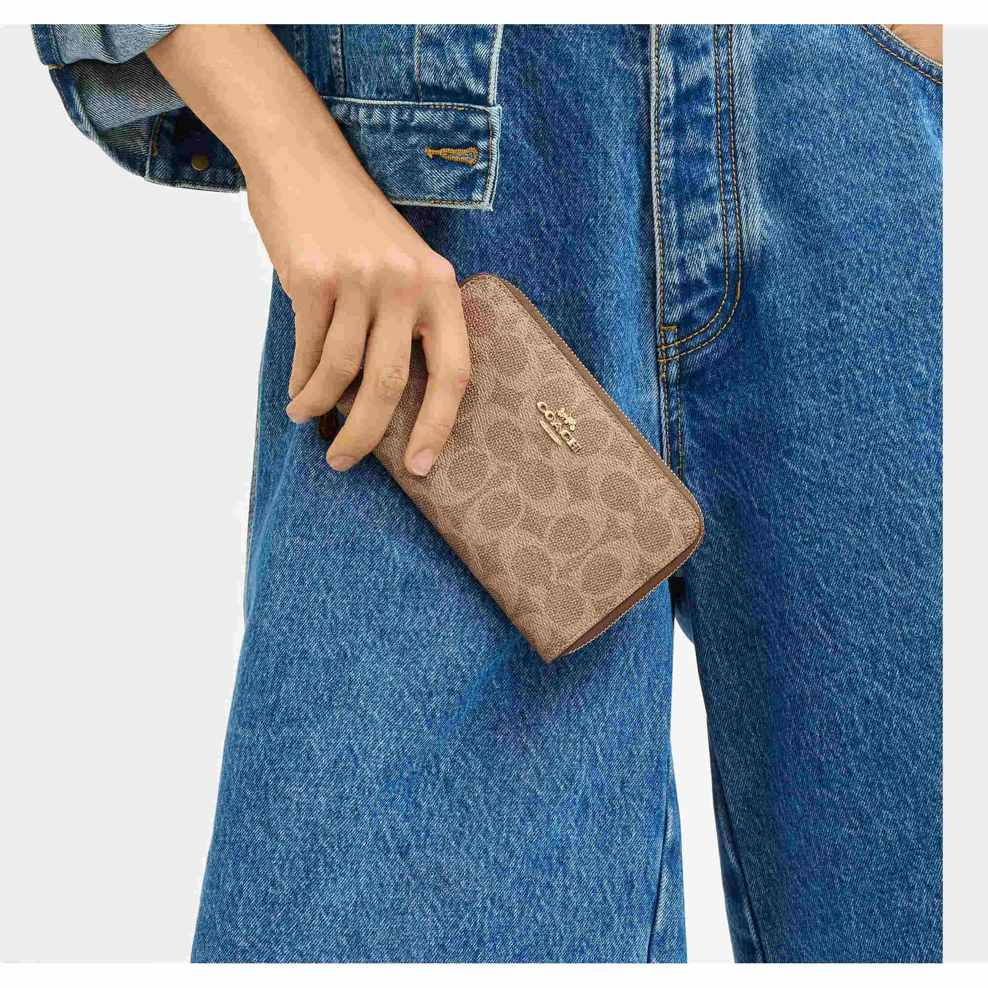 Coach Women's Zip Wallet - Signature Canvas Medium Id Gold/Tan/Brown | CW781 BRN