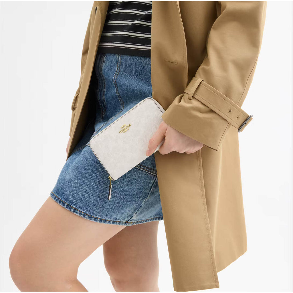 Coach Women's Zip Wallet - Canvas Medium Id, Gold/White/Chalk | CW781 WH CHK
