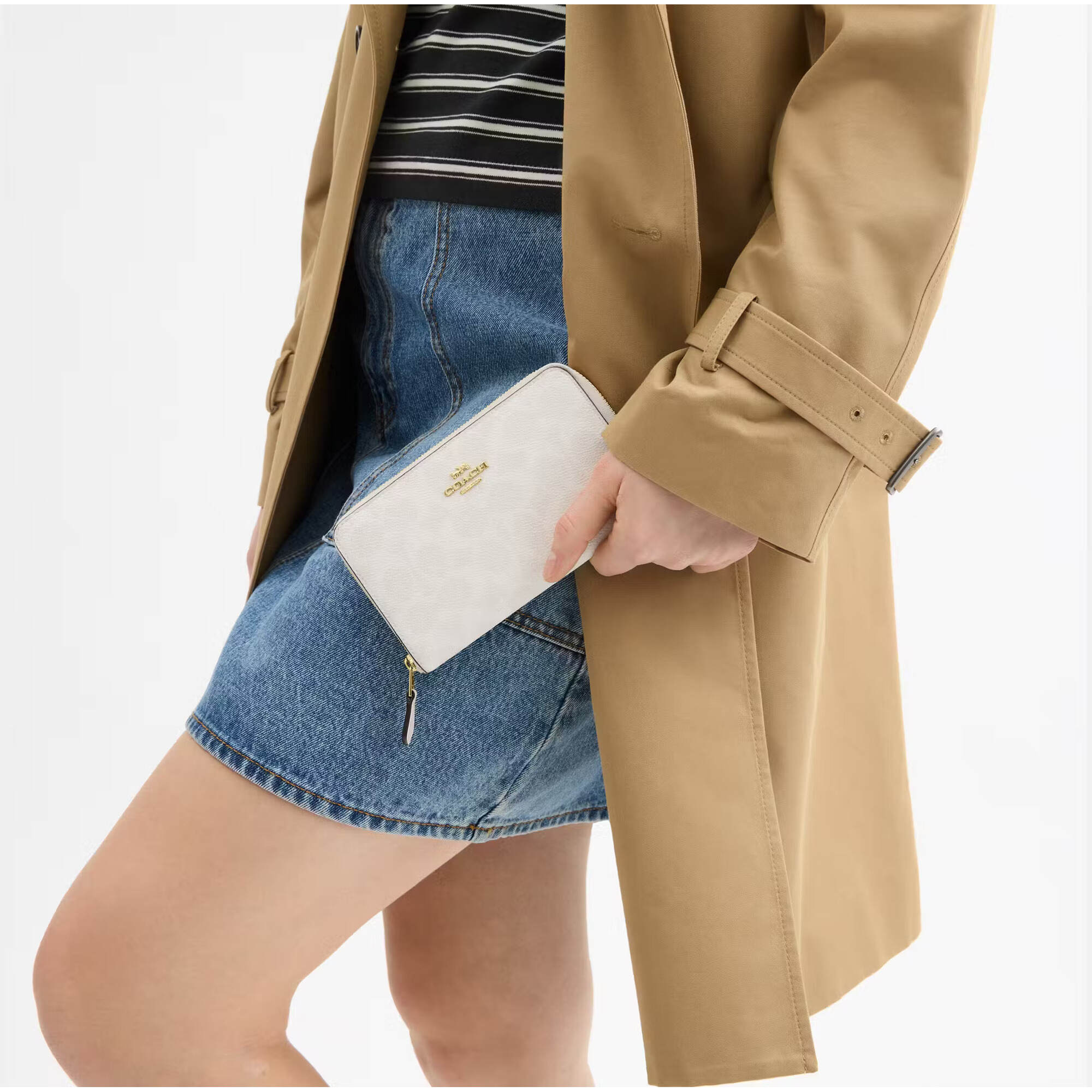 Coach Women's Zip Wallet - Canvas Medium Id, Gold/White/Chalk | CW781 WH CHK
