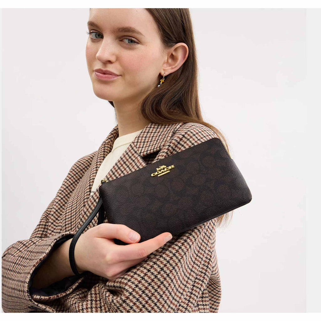 Coach Women's Wristlet - Large Corner Canvas, Gold/Walnut/Black | CZ277 BLK
